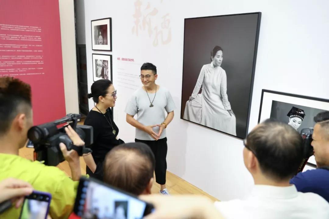 时隔一载，美好再续，PG电子地产&amp;amp;amp;肖全杭州新面庞摄影展温情启幕